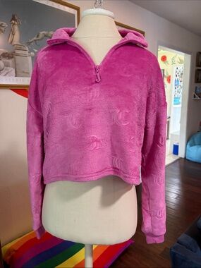 Juicy coture Cropped Plush Half-Zip Hoodie in Bright Fuchsia Pink